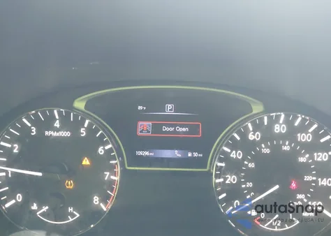 2017 Nissan Pathfinder Sl z USA, uszkodzony, nr VIN 5N1DR2MN3HC672181